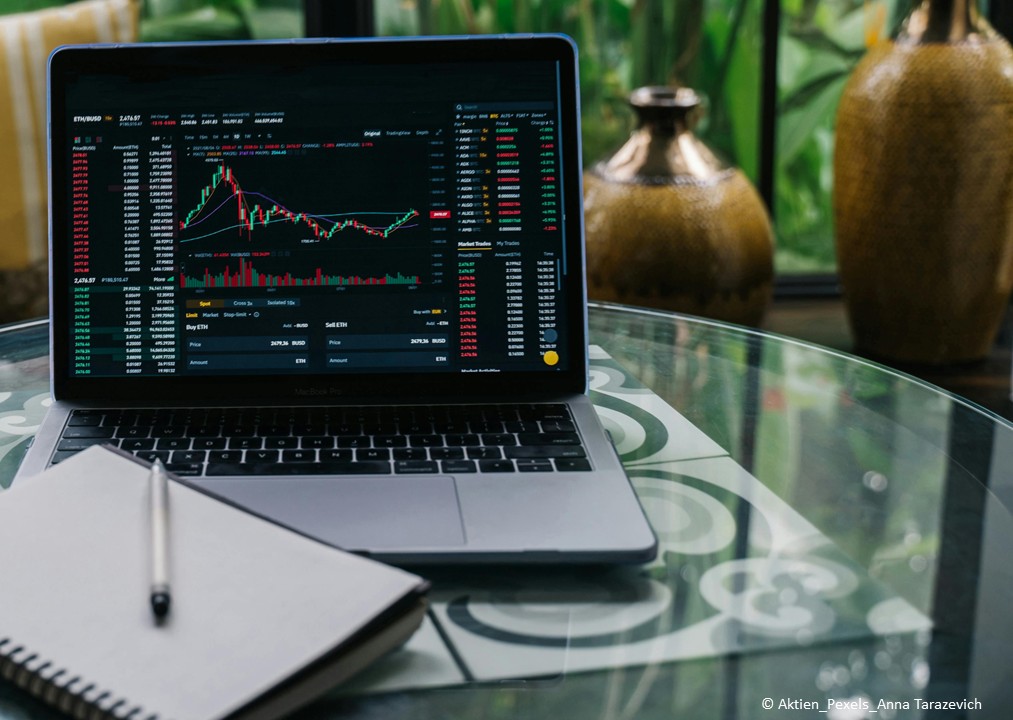 Öffnet die Seite 'Endlich Aktien und Börse verstehen - das eigene Depot aufbauen!'